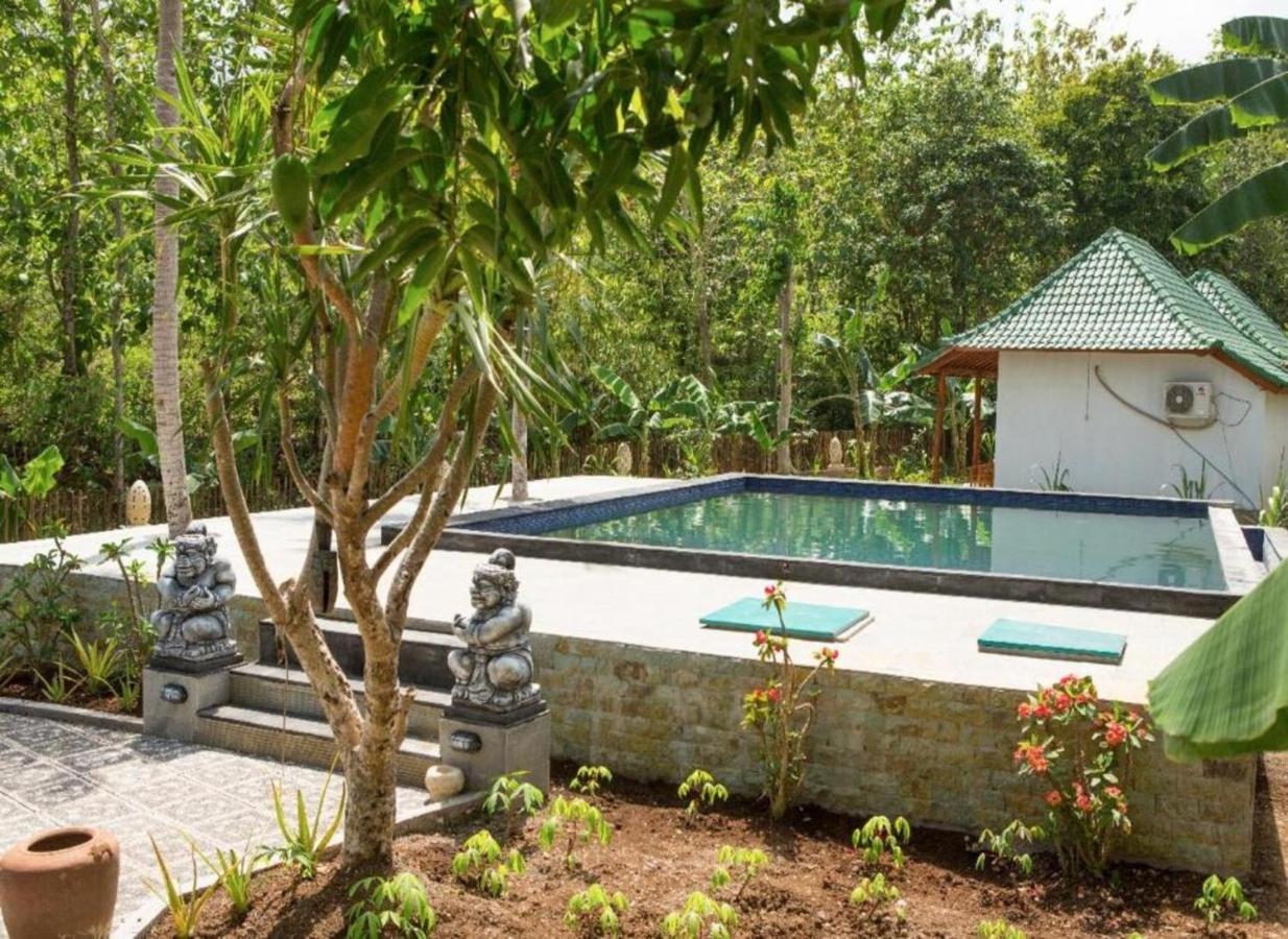 Kubu Reot Taman Asri Villa Batumadeg Экстерьер фото